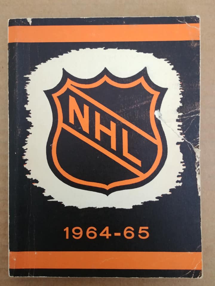 1971-1972 Detroit Red Wings Facts Book (Media Guide) Alex